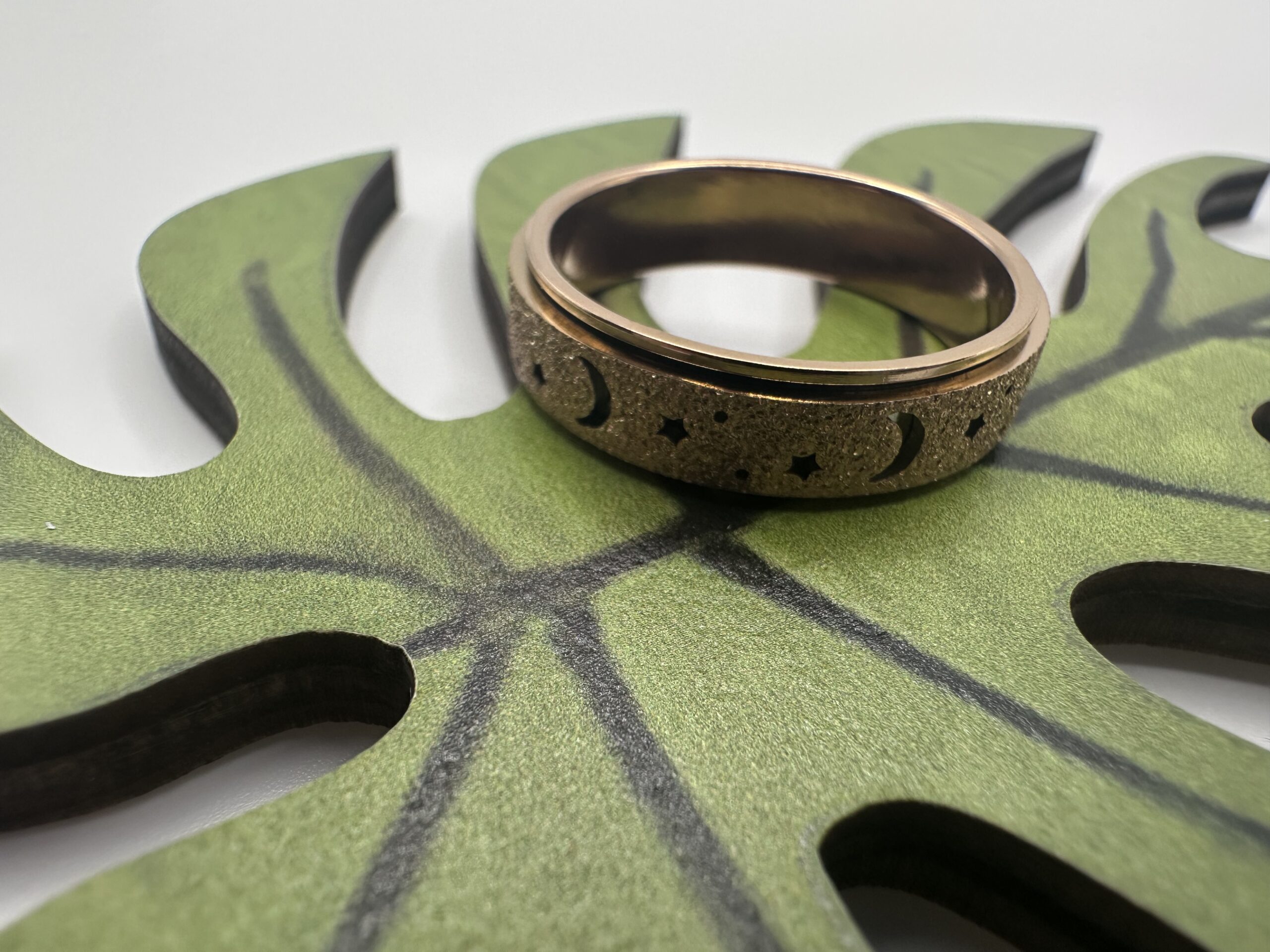 Spinning Anxiety Relief Ring - Image 4