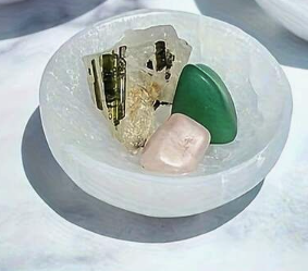 Selenite Cleansing & Charging Bowl - Image 2